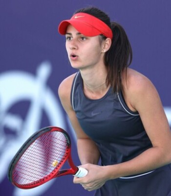 Profile picture of Lena Polenkina